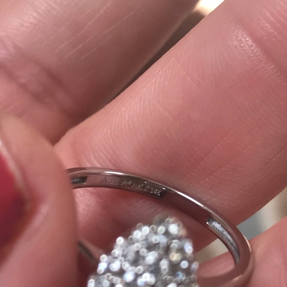 14k White Gold Ring 💥24 HR Special💥 - Picture 4 of 8